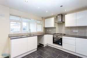 Kitchen/Diner- click for photo gallery